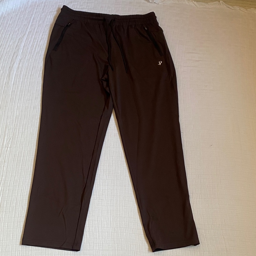 PUDOLLA Womenโs Dark Brown Joggers with Logo